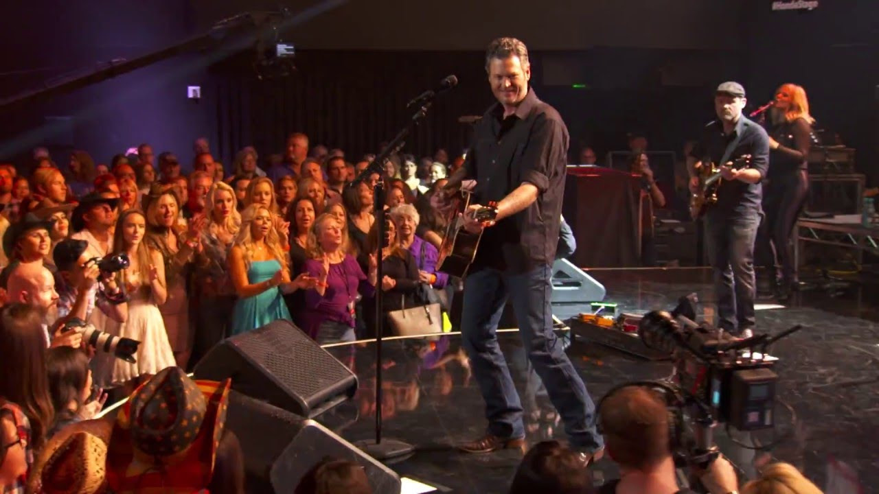 Blake Shelton  Boys Round Here Live on the Honda Stage at the iHeartRadio Theater LA