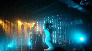 Purity Ring - Dust Hymn (live @ Proxima, Warsaw)