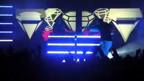 BURAKA SOM SISTEMA TOUR 2009