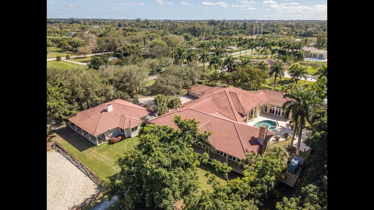 Luxury Home + Equestrian Ranch | 6401 SW 136 Lane Southwest Raches, FL