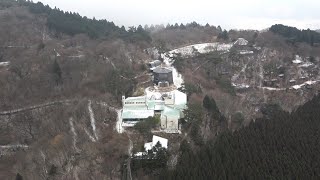 金剛山で初冠雪　昨年より8日早く　近畿各地で今季一番の冷え込み