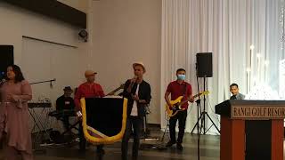 Download Lagu SEMALAM YANG HANGAT WINGS - COVER AT WEDDING CAREMONY MP3