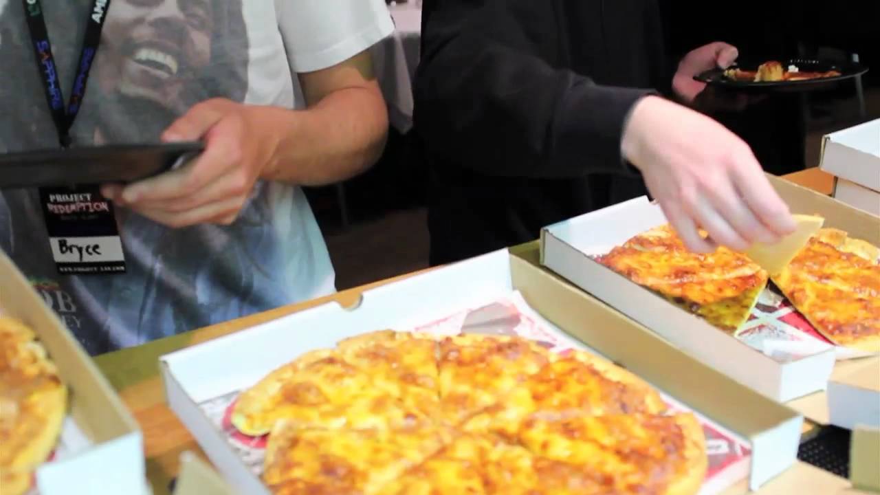 Px:Redemption LAN Party! Sapphire Tech PIZZA