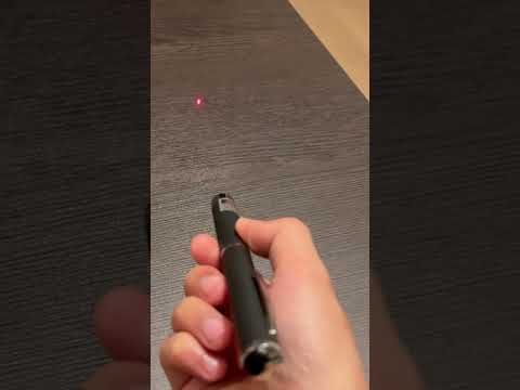 Video: Wie scheen met de laserpen op schmeichel?