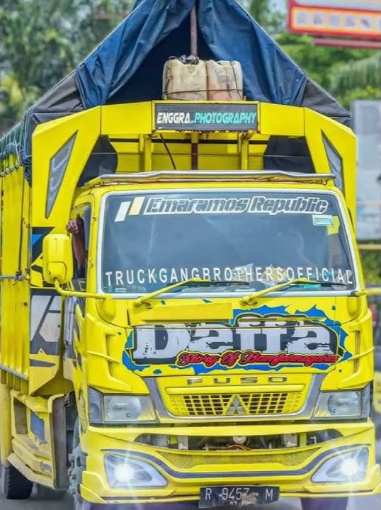 story wa truck DAFFA versi 3D #truckganteng #rebeccaconcept #truckviral