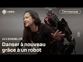 Une personne en situation de handicap retrouve son indpendance grce  un robot