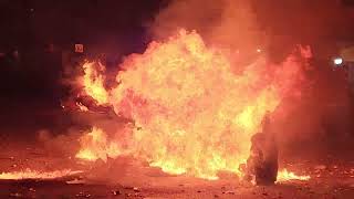 Quema De Monigotes Año Viejo Bienvenido 2025 Adios 2024