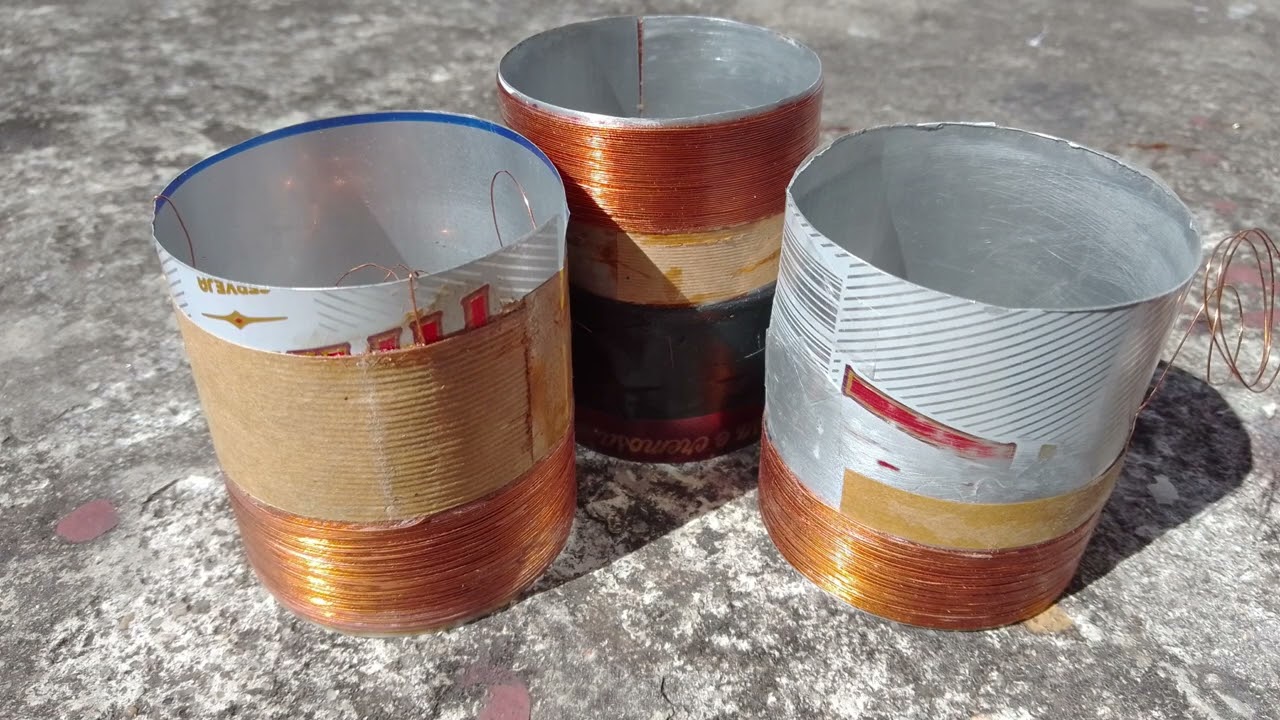 como fazer bobona de alto falante com latinha de cerveja .