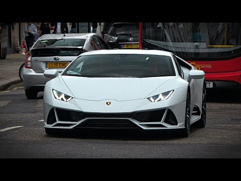 first-lamborghini-huracan-evo-in-london.-start-up,-exhaust-and-acceleration-sounds!