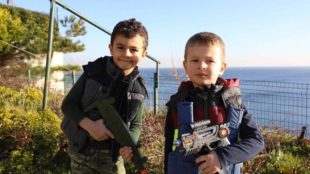 ★ BIR POLIS VE BIR ASKER OYUNU!