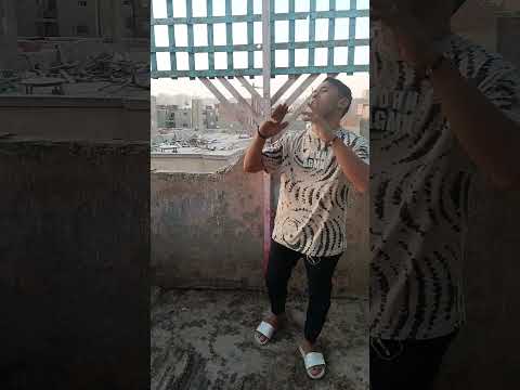 فرقني ابويا وسابلي كوم لحم ف رقبتي انا قصه الناس بتألفها ماشيه بتتكلم ع كيفها