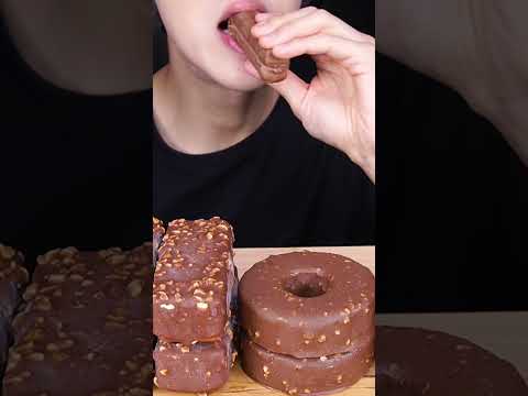 ASMR GODIVA DOUGHNUTS MAGNUM CHOCOLATE ICE CREAM NUTELLA TWIX LOTUS DESSERT MUKBANG 먹방 EATING SOUNDS