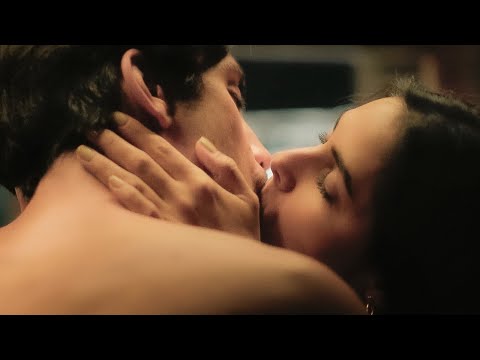 The Five Juanas season 1 Kiss Scene - Valentina and Fede