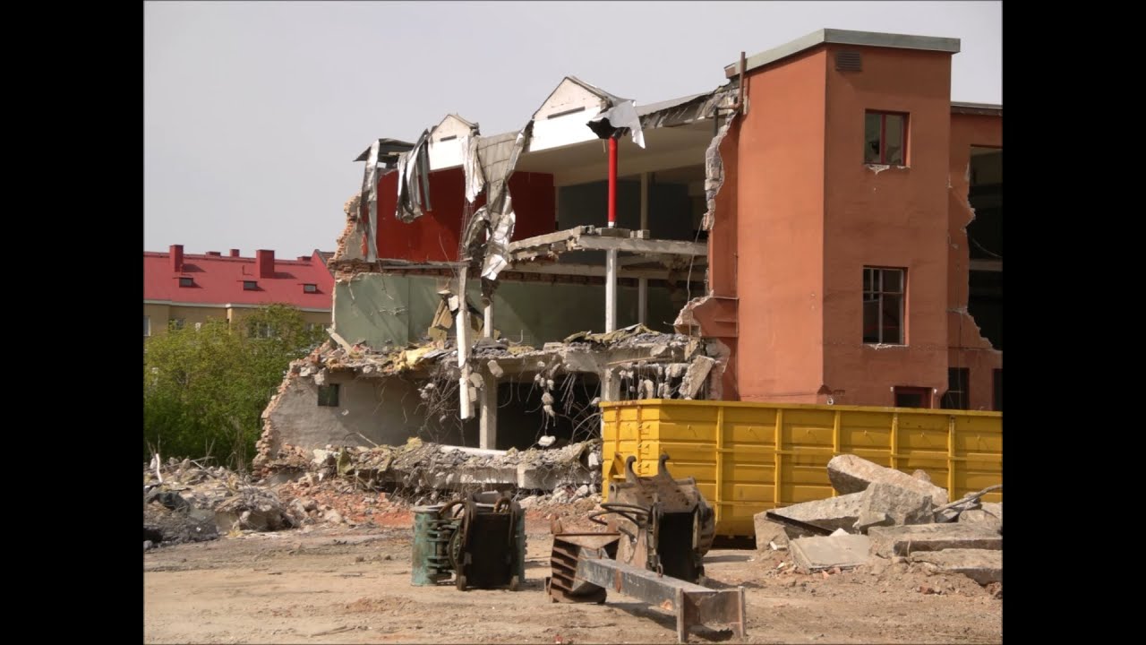 Rivning av Fabriksgatan 10-14 i Örebro 2006-2007