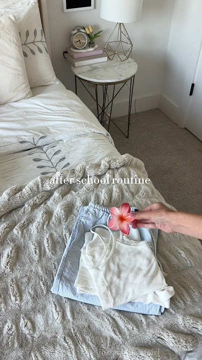 Asmr after school routine #asmr #routine #viral #preppy #algorithm #aesthetic #itgirl #roomdecor
