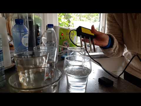Video: Welke merken flessenwater hebben plastic deeltjes?