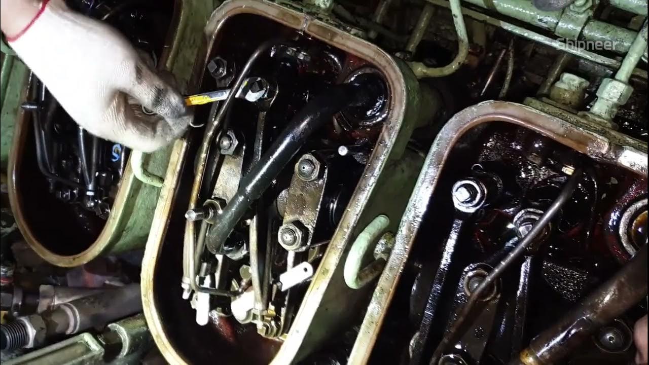 Tappet Clearance of marine Daihatsu generator. YouTube