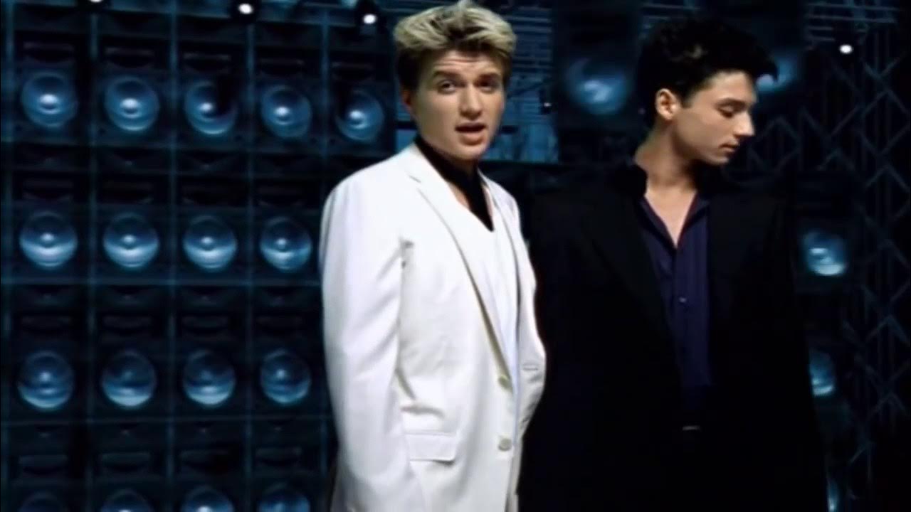 Смэш на французском. Группа смэш. Группа smash обложка. Дуэт смэш. Smash!! belle новая волна 2002.