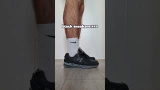 Black Sneakers  sneakers tonysneakers shoes snkrsday nike noshoesnation airmax