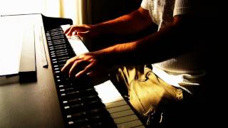 Miniatura del video "Yann Tiersen - L'autre Valse d'Amelie - piano solo (Vladimir Yatsina Cover) (free sheet music)"