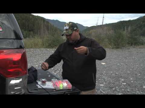 How to rig a pink worm - two ways
