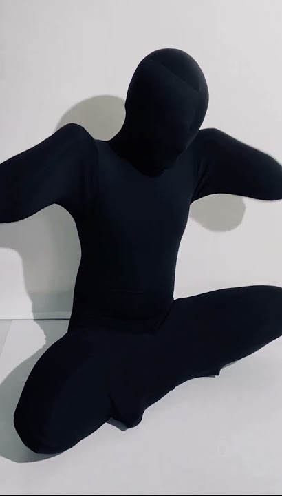Zentai suit 🖤🔥