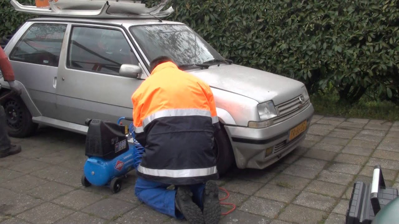 Renault 5 GTTurbo first start after 10 years not running - YouTube