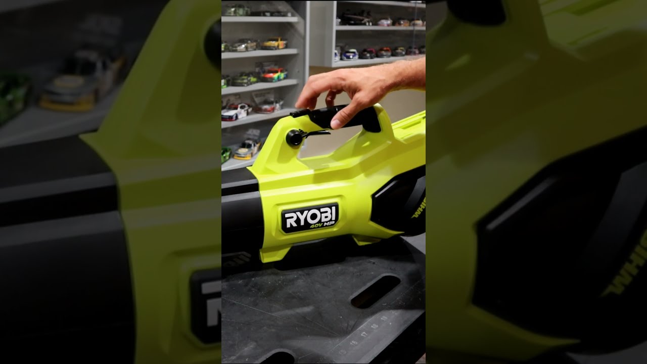Ryobi 40V Blower RY404100 with 730 CFM Turbo vs Regular Speed