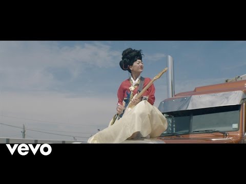 Japanese Breakfast - Everybody Wants To Love You (Official Video)