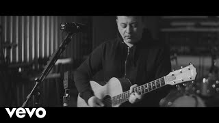 Video thumbnail of "Manic Street Preachers - Dylan & Caitlin (Live Acoustic) ft. The Anchoress"