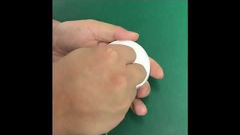 LoraTap Remote - How to open the battery cover