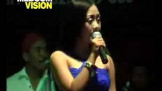 YANG vocal Dara Rulyant KDI