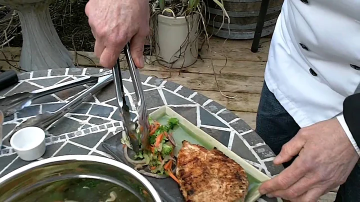 Grilled spicy chicken with yummy broccoli salad (p...
