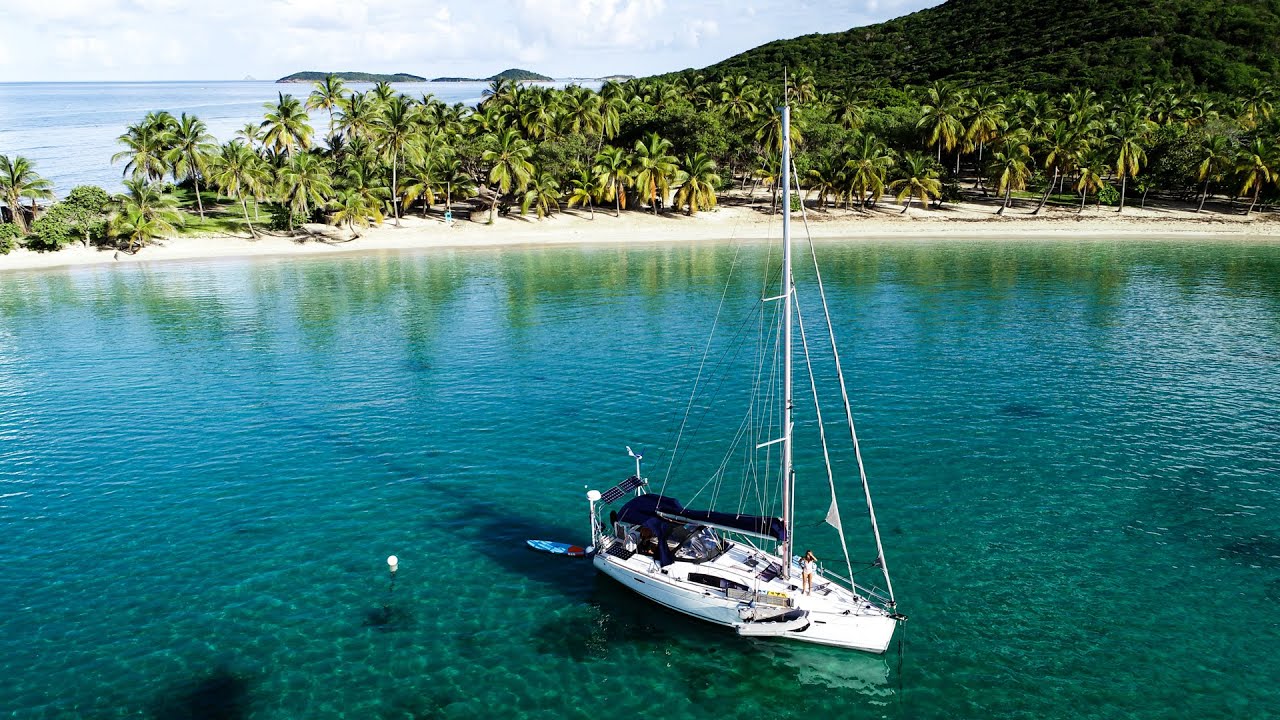 The Benefits of Cruising Hurricane Season – SURFING the Grenadines | EP 20 – Sailing Beaver