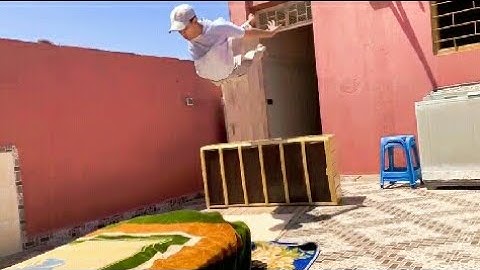 Dive roll over an obstacle, and new move unlocked.