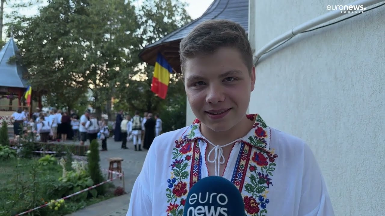 Zeci de copii au participat la un concurs de bătut toaca, în Iași: „E o apropiere de Dumnezeu”