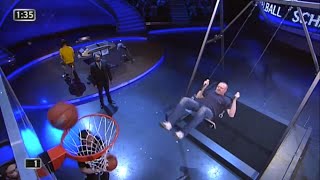 Schlag Den Raab - Stefans Geschreie Beim Spiel Schaukelball Show 47