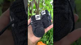 Crochet Nike Sneaker #sneaker #tutorial #crochet  #babyshoes #crocheting #crochetshoes #nike #short
