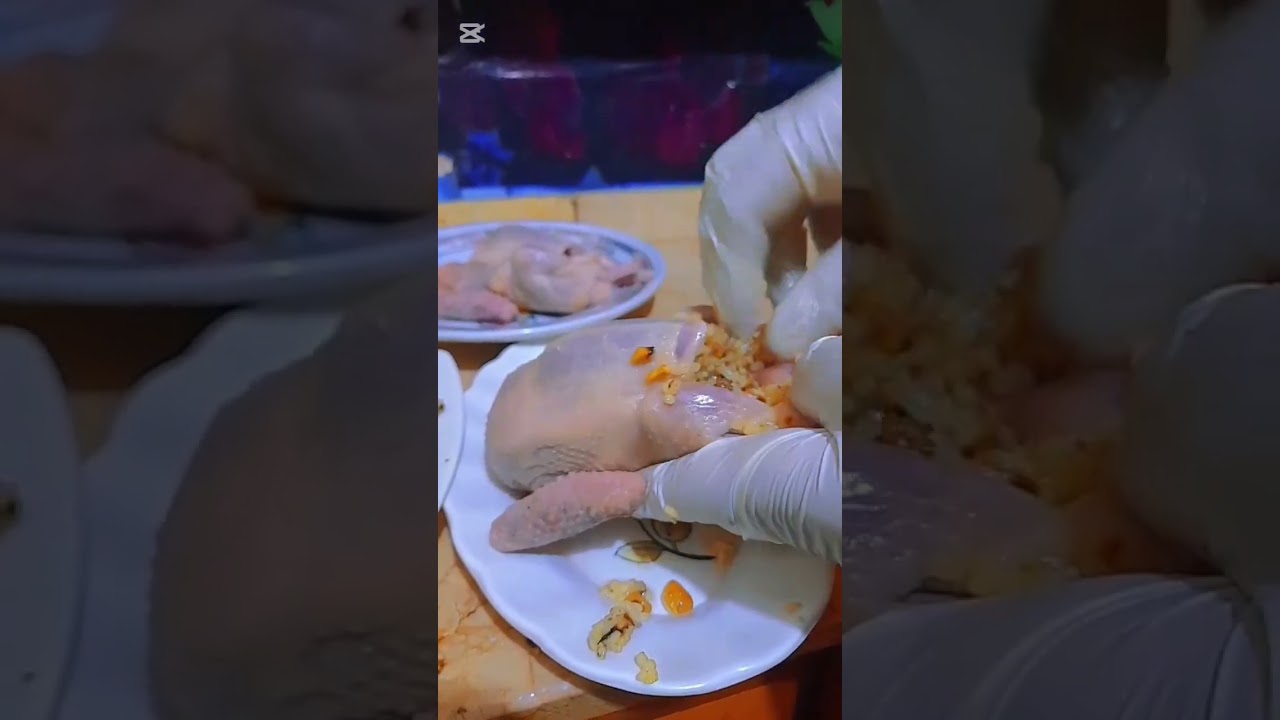 طريقة عمل  الحمام  بالرز المكسرات 