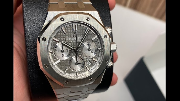 Audemars Piguet Royal Oak Chronograph Watch In Steel Hands-On