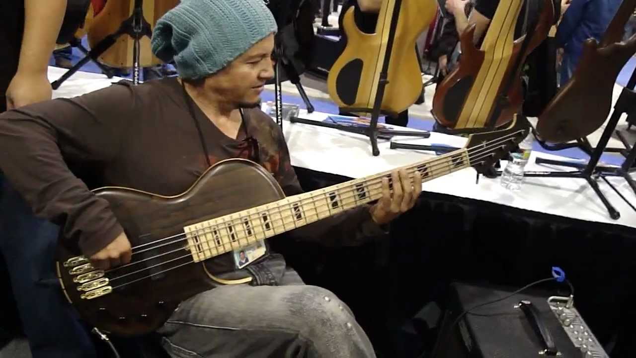 Sukop 5 string singlecut hybrid bass demo