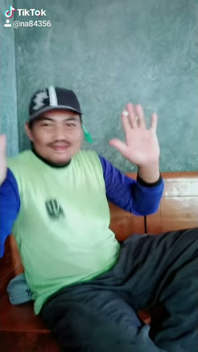 kakek tukang kayu main tiktok😄😄😄 bikin ketawa😄😄