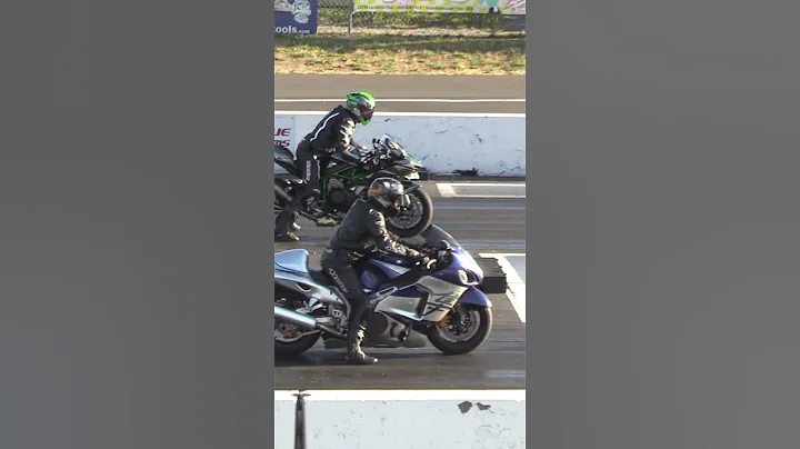H2 Kawasaki vs Hayabusa - superbikes drag racing