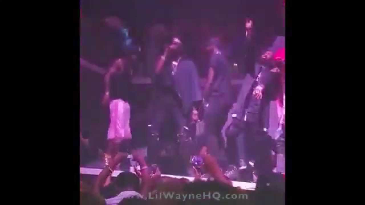 Lil Wayne Performs "Hot Boy", "Duffle Bag Boy" & More With Bankroll