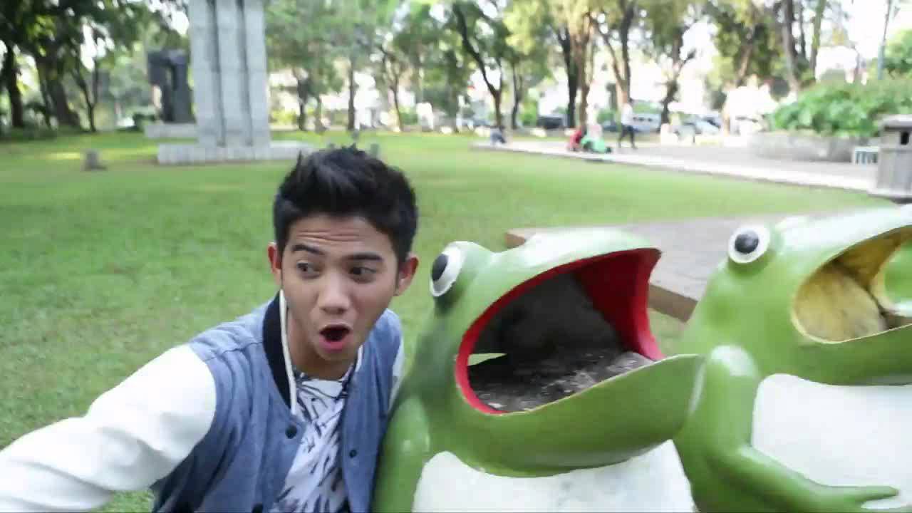 RizkiRidho adu selfie