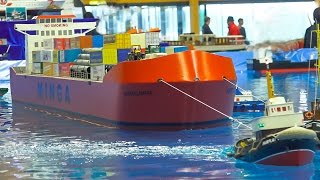 BIG SIZE XXXL RC MODEL CONTAINER SHIP IN ACTION!! *HUGE, LARGE RC BOATS, RC TUGS, RC SHIPS