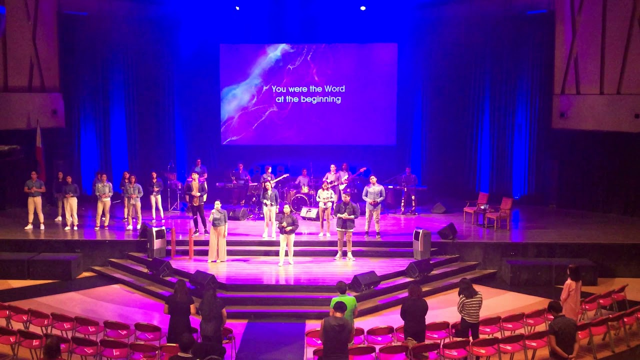 What A Beautiful Name w/ Break Every Chain Hillsong Worship Live NXT