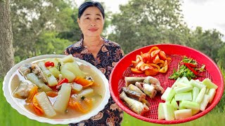 សម្លម្ជូរត្រឡាចត្រីឆ្លាំង-Cambodian fish sour soup/Dara Cooking