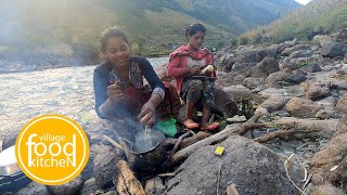 girls cooking the stinging nettle || village food kitchen || lajimbudha ||