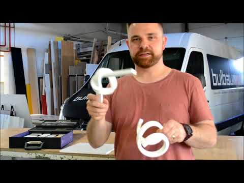 Видео: DuPont Corian Countertops: Интелигентен начин да зареждате притурката си безжично
